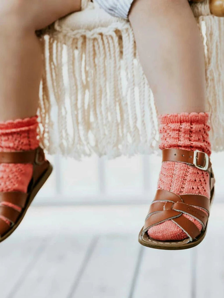 Why Kids Should Wear Socks with Summer Sandals: Expert Insights from Shoe Fitters - Acorn & Pip