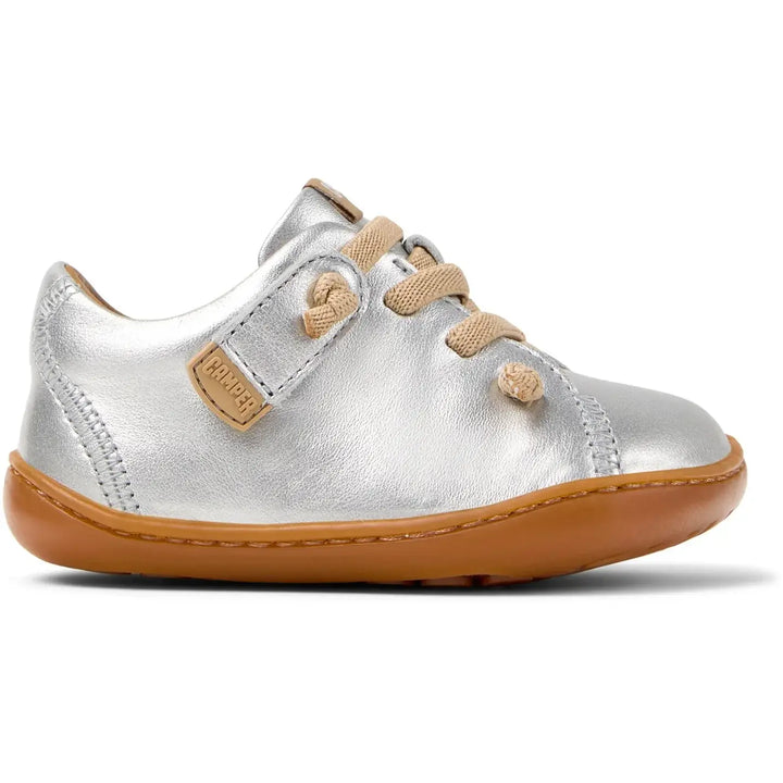 Stylish grey leather shoes for kids by Camper, perfect first walkers for little adventurers.