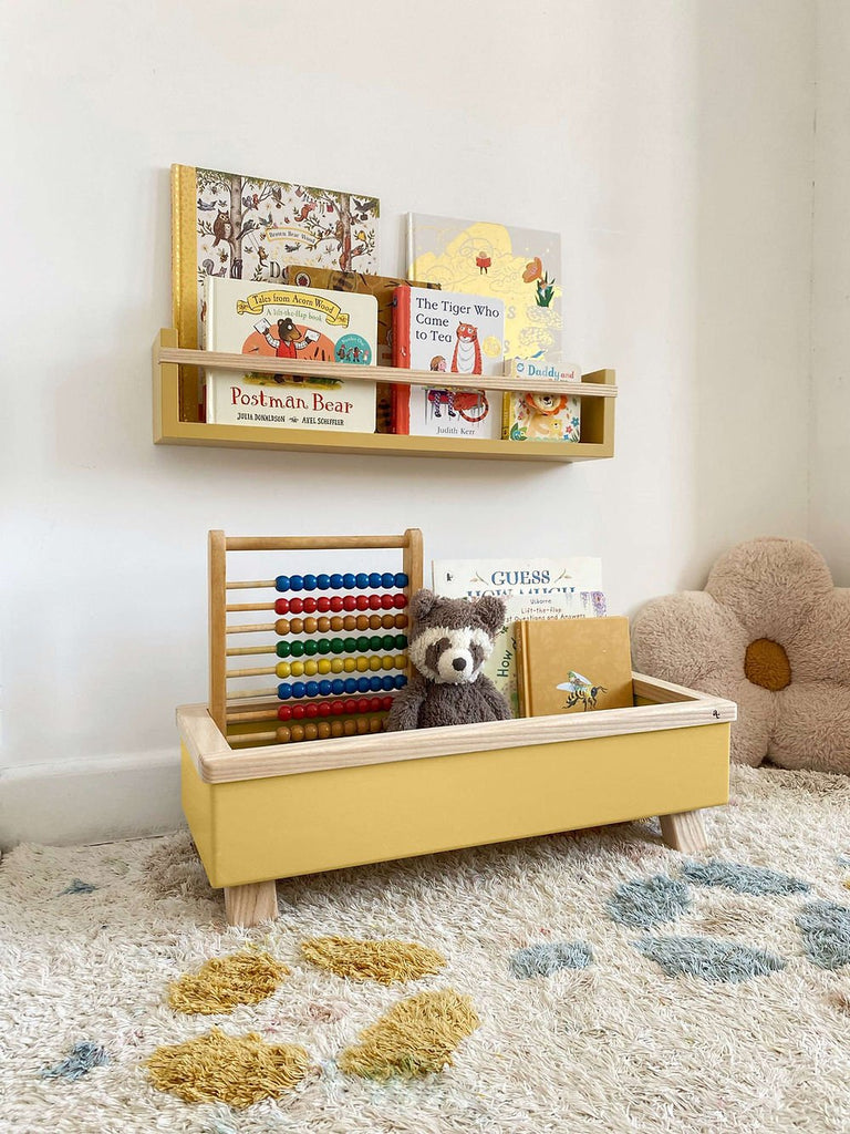 Autumn's Corner: The Colour Pop Book & Toy Trough - Acorn & Pip_Autumns Corner