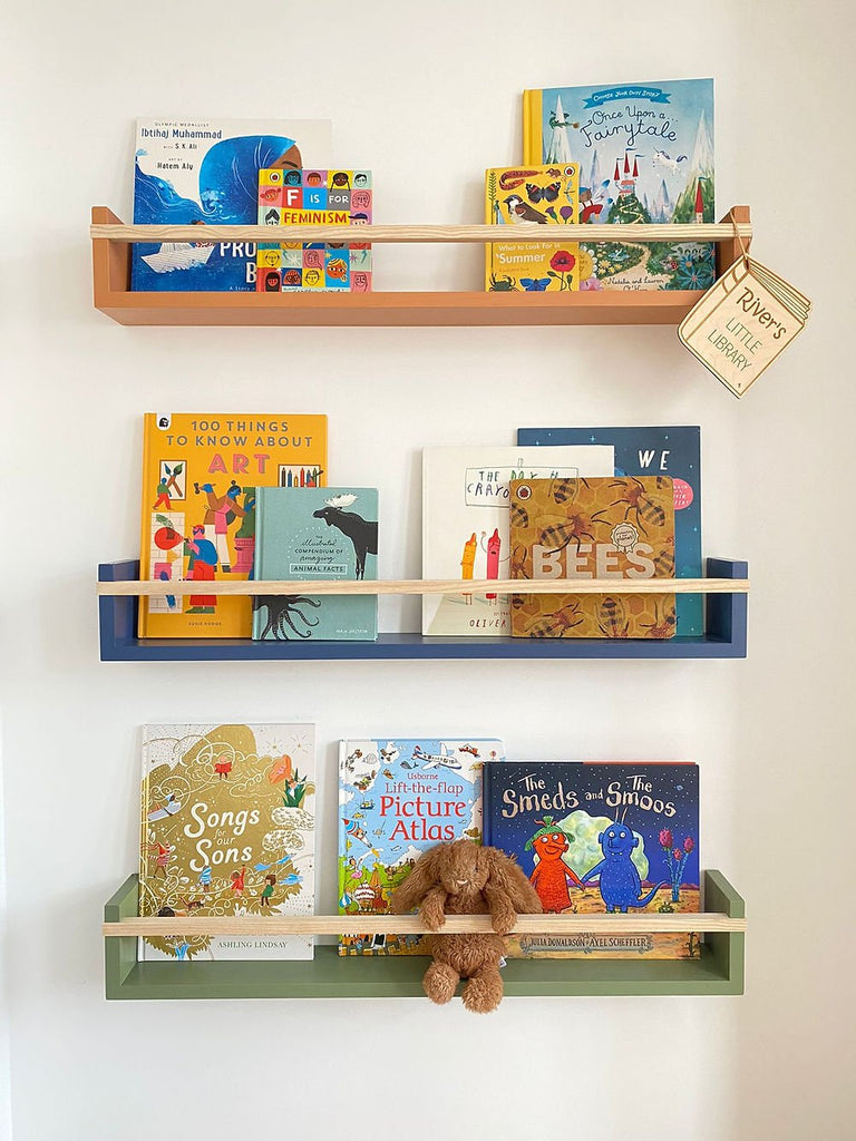 Autumn's Corner - The Colour Pop Bookshelf - Acorn & Pip_Autumns Corner
