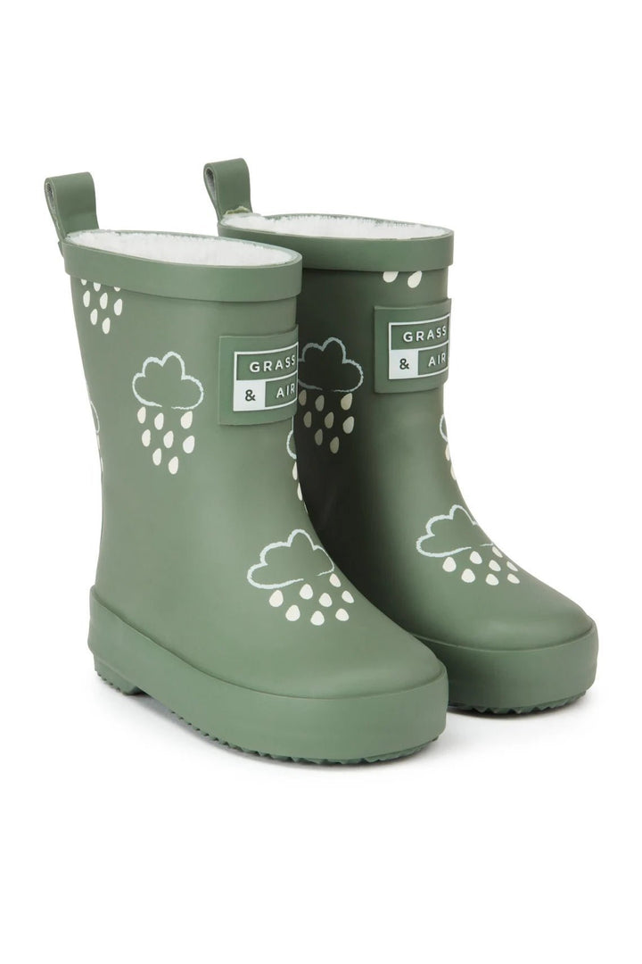 Grass & Air khaki green colour changing wellies for kids – pair showing cloud and raindrop motif design before getting wet