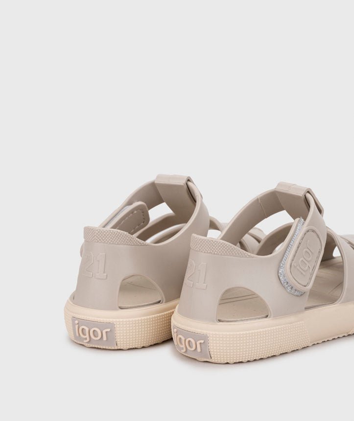 Igor: Bay - Sand - Acorn & Pip_Igor