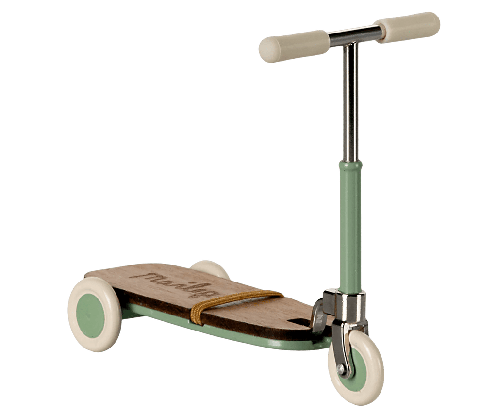 Maileg: Kick board, Mouse - Mint - Acorn & Pip_Maileg
