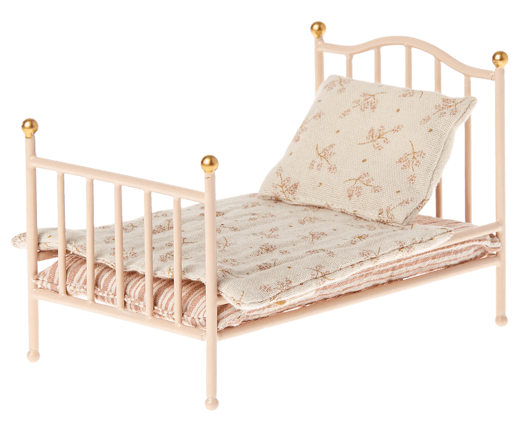 Maileg: Vintage Bed - Mouse / Rose - Acorn & Pip_Maileg