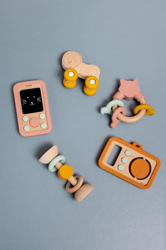 Trixie: Wooden silicone activity ring - Mrs. Cat - Acorn & Pip_Trixie